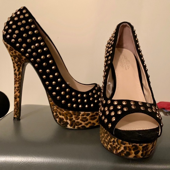 Charles Albert Shoes - Charles Albert platform pumps